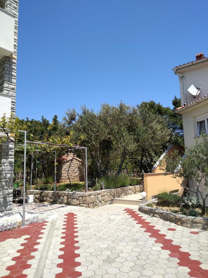 Apartments Palit Rab Town Eksteriør bilde
