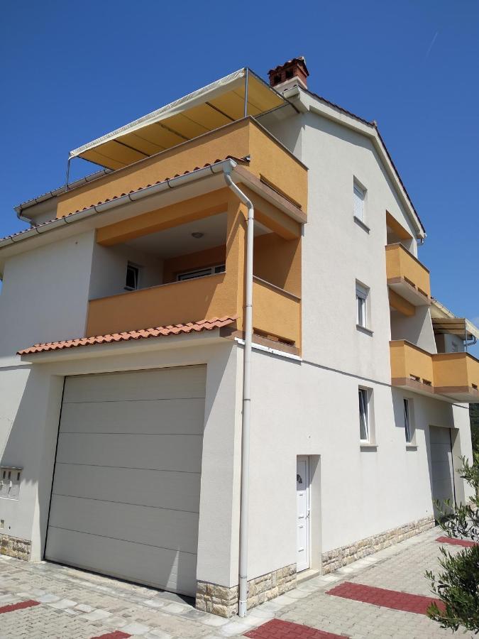 Apartments Palit Rab Town Eksteriør bilde